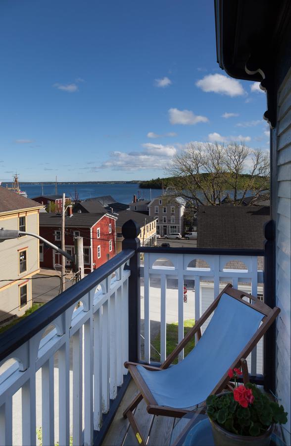 Harbour-View Rooms@Thelinc Lunenburg Room photo